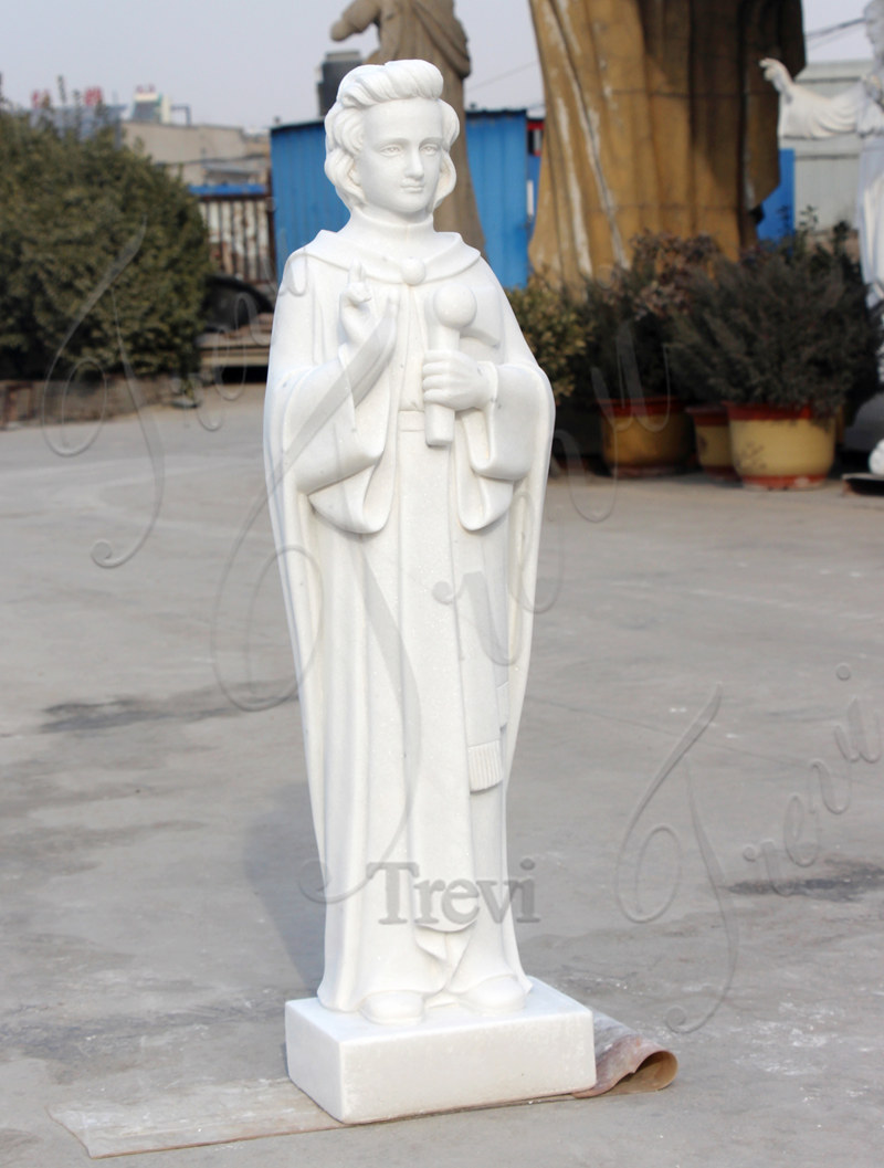 saint-peter chanel statue-